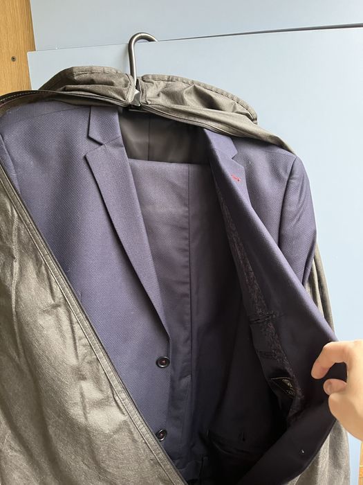 Продам мужской костюм