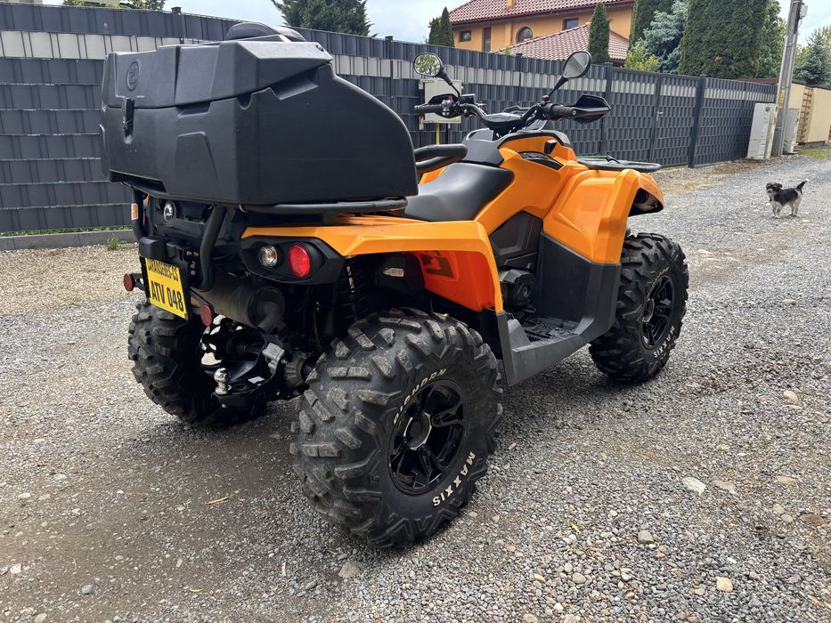 Atv can-am outlander 570