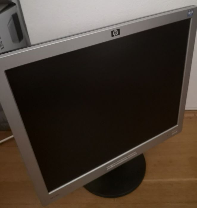 Monitor calculator HP desktop pc buget