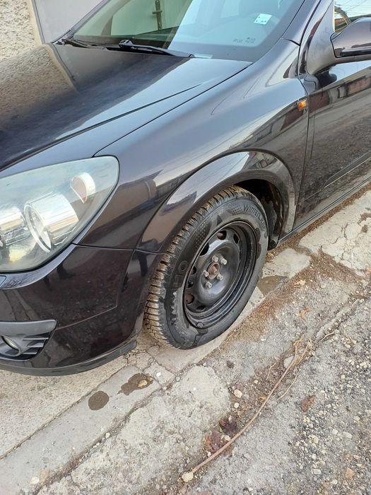 Продавам ОпелАстра H газ-бензин 1.6 105 к.с