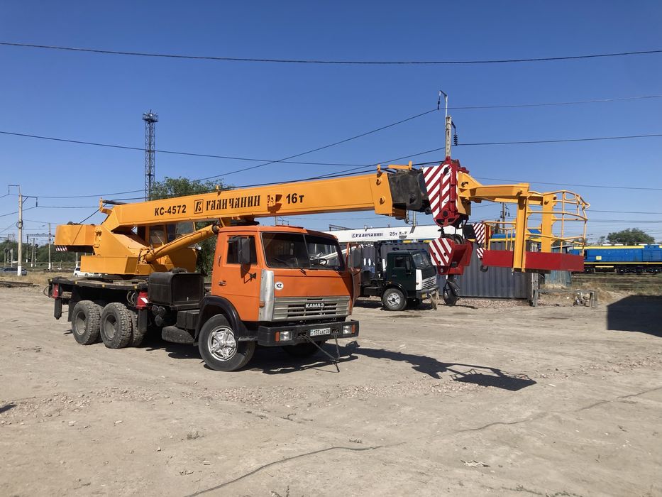 Услуга автокрана Галичанин 16т.и Длинномер полуприцеп Шмитс 13,6м.