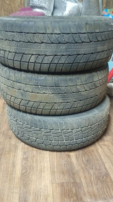 Продам зимнюю резину!