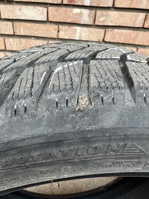 Зимни гуми 225/45/18