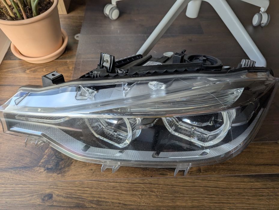 2018 Far STANGA full led adaptiv + Calculatoare BMW f30 2018 / 8738717