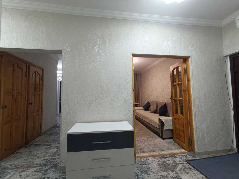 Продается светлая, уютная 4 комнатная  квартира на Юнусабаде 19 кв