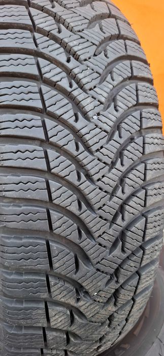 4бр. 175/65/14 Michelin 6.7mm грайфер, дот 17г. Безплатен монтаж