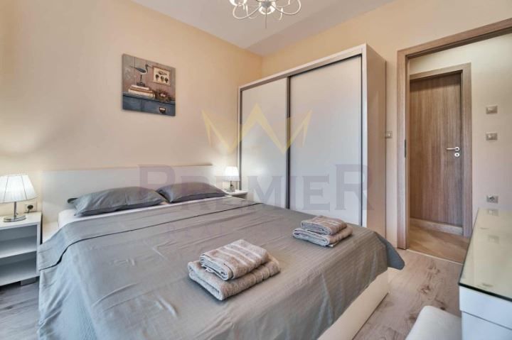 Дава се под наем Двустаен апартамент в Варна, Аспарухово - 60 кв.м за 600 € - Снимка #7