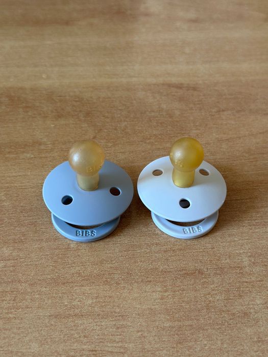 Set 2xsuzeta Bibs Colour Latex 0 luni+ White/Baby Blue utilizat 2 luni