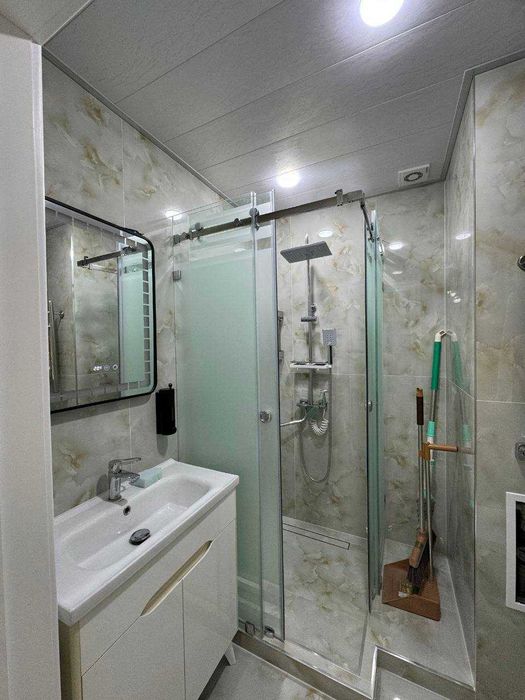 3х комнатная квартира на 4 этаже 70кв/м, в Самарканде