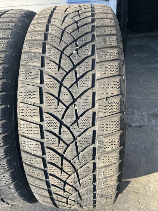 4 бр. зимни гуми 235/50/19 GoodYear AO SUV DOT 1019 5-6 mm