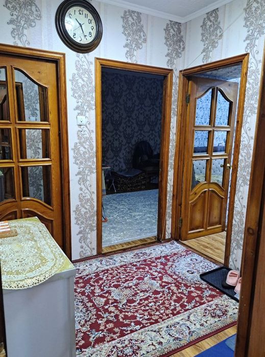 Юнусабад 18, 3(4)/3/4 КиРпИч 77 Серия Неторец Балкон 8 на 2