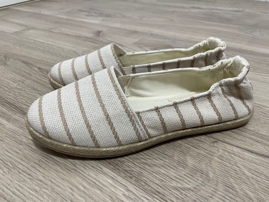 Espadrile noi, nepurtate, mărime 38