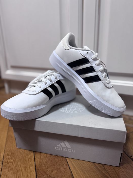 Маратонки Adidas