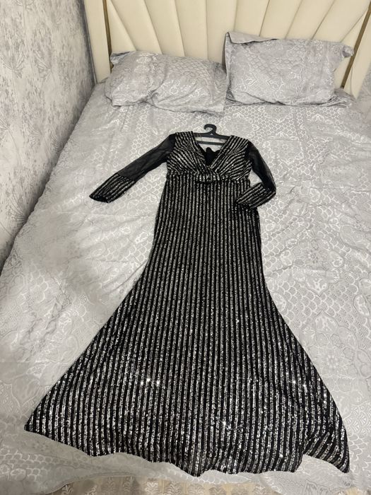 Вечерние платья