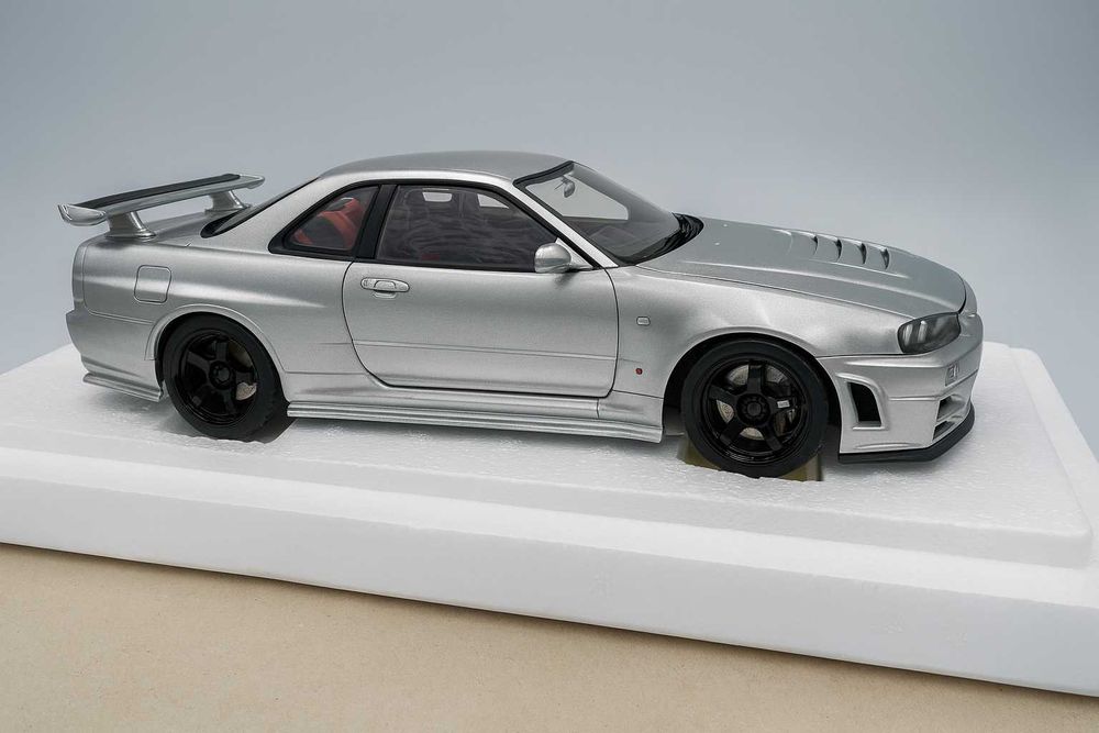 Nissan Skyline GT-R34 Z-tune (Silver) AUTOart