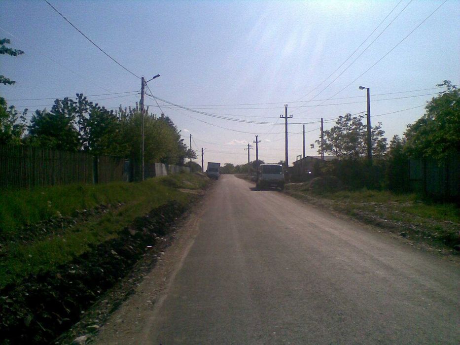 Teren intravilan 3.506 mp Frumușani – utilități, asfalt, langa DN4