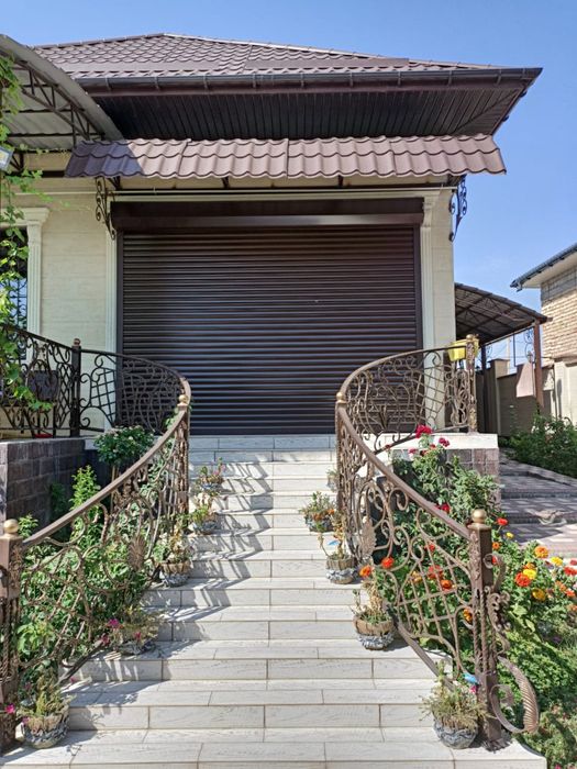 Установка и ремонт рольставни,Роллворот,секционны,автоматических ворот