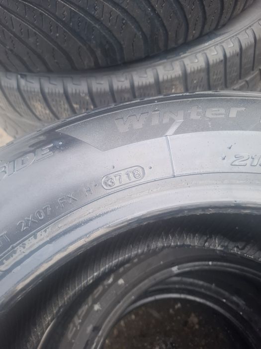 Vand 1 anvelopa 215 60 16 honkook bun de iarna