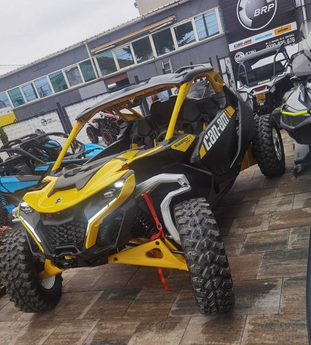 SSV Can-Am Maverick R XRS 999T DCT cu Smart-Shox 2024 STOC