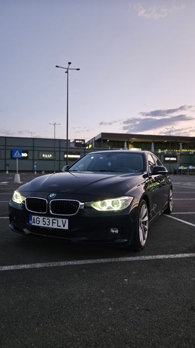 BMW  F30  320D. .