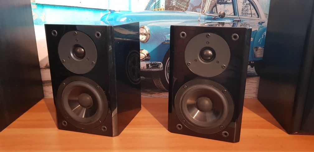 Boxe audio Yamaha NX E 700 - monitoare