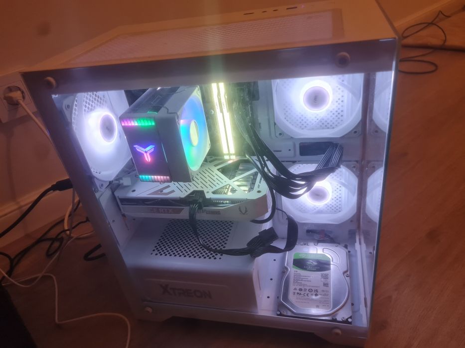 Продаётся компютер