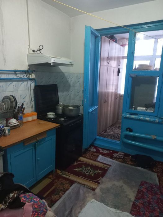 Kvartira 3xonali sotiladi yoki hovliga almashtiriladi narxi 430million