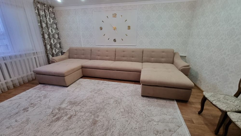 Продам диван большой в отличном состоянии