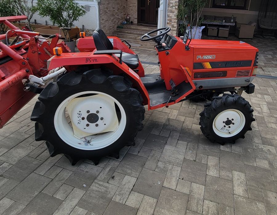 Tractor Japonez 22cp.Yanmar Fv220. Totul original