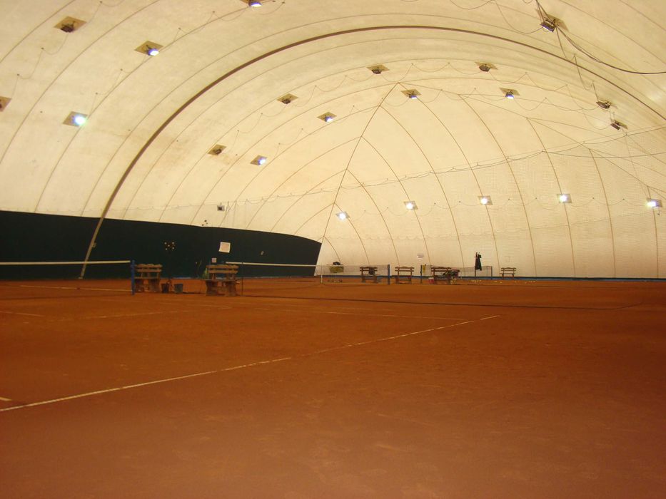 Vand balon presostatic 3 terenuri de tenis