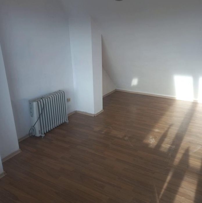 Дава се под наем Двустаен апартамент в Пловдив, Съдийски - 58 кв.м за 250 € - Снимка #1