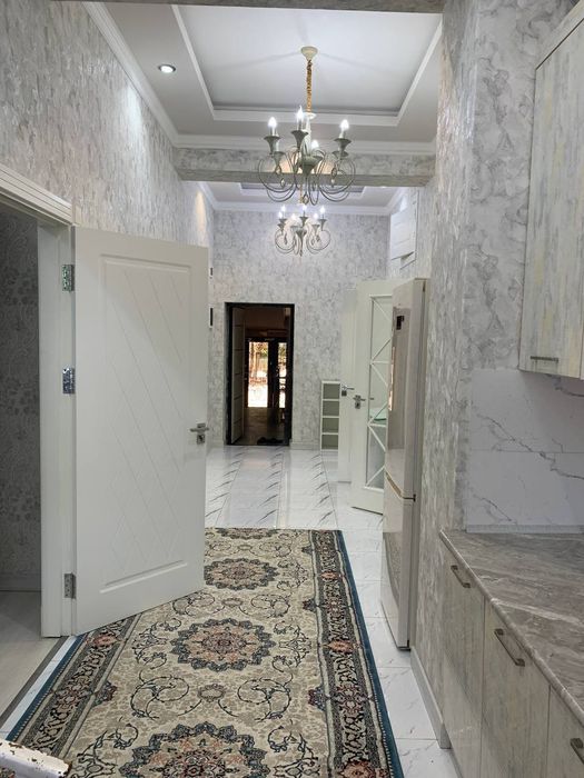 Sergeli metro 100 mi uzoqlikda kvartira bor