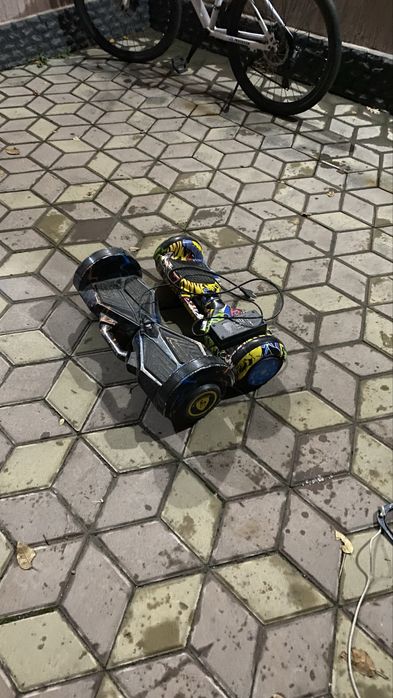 Гороскутер работает разноцветный а черный нет по причинам лс!