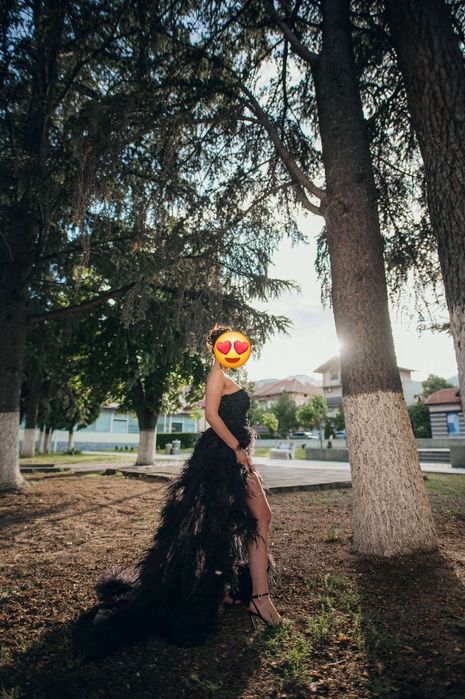 Официална ефирна рокля
