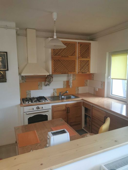 Vând apartament 3 camere