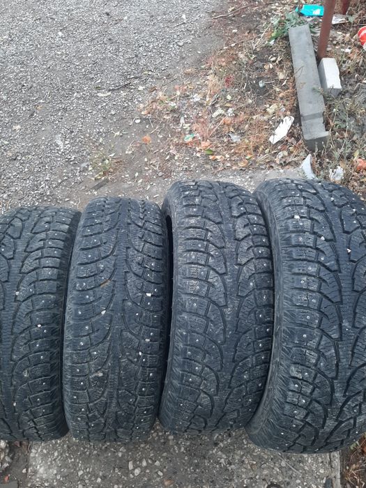 Продам шины. 235/60/18 ханкок