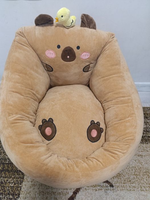 Бебешко диванче-пуф