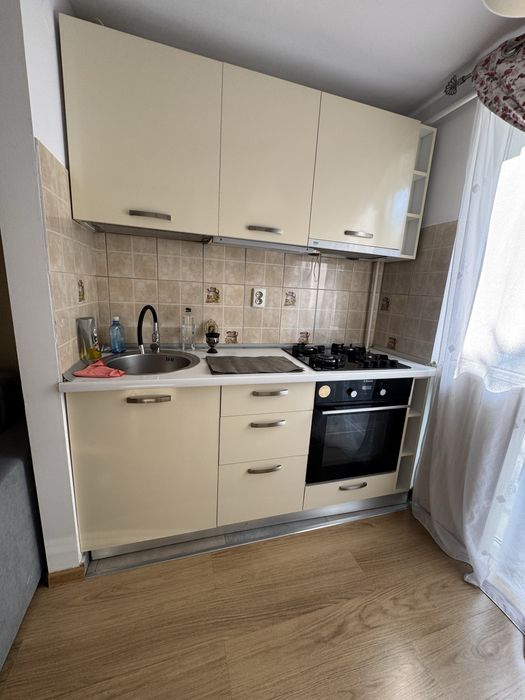 Apartament 1 CD, 37mp, de inchiriat Podu Ros - Piata Nicolina