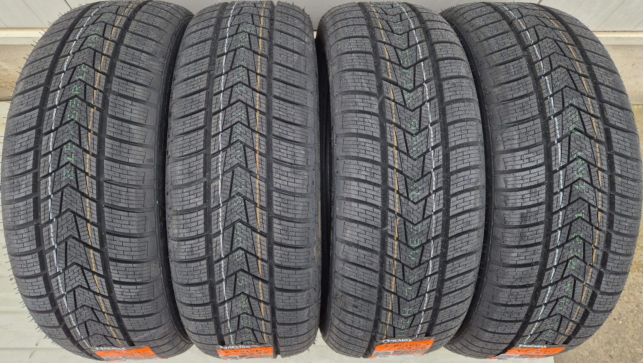 215/55 R18, 99V XL, TRACMAX X-Privilo S330, Anvelope de iarna M+S