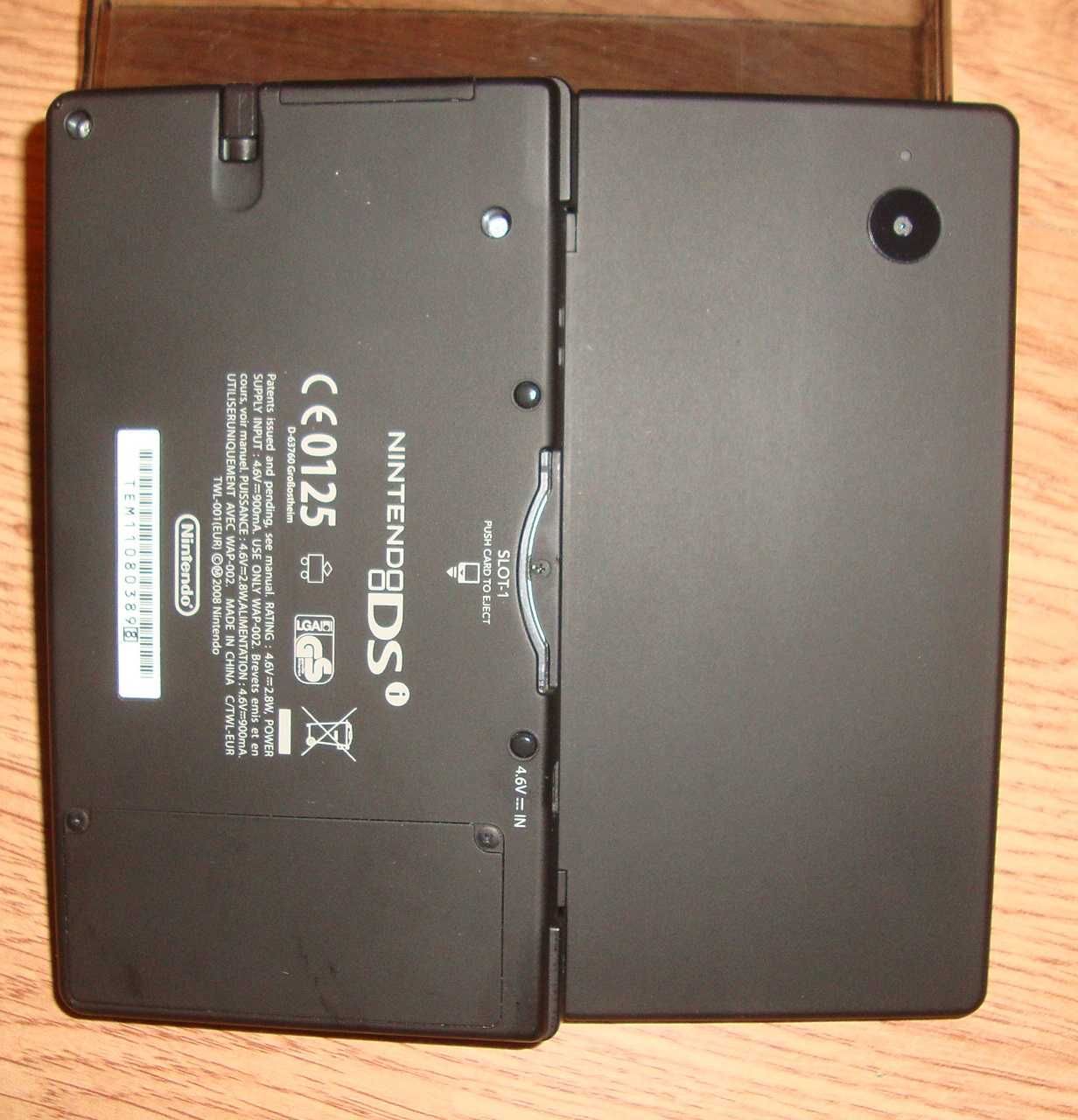 Nintendo DSi XL Modat cu peste 100 de jocuri NDS si GBA