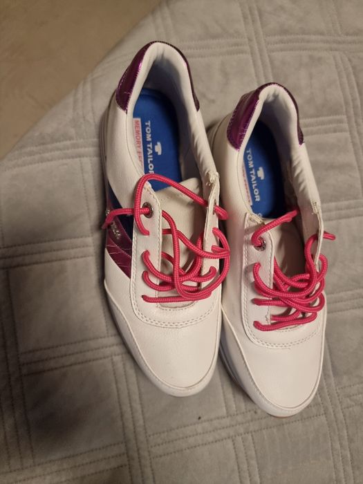 Pantofi sport marime 39