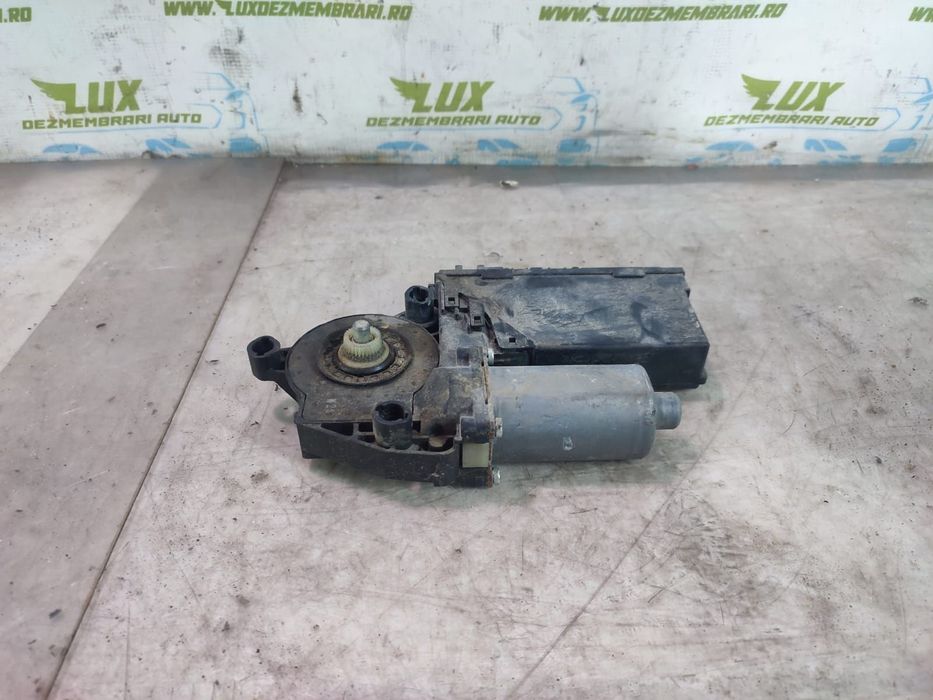 Motoras macara dreapta fata 8e1959802h Seat Exeo 1 [2009 - 2012]