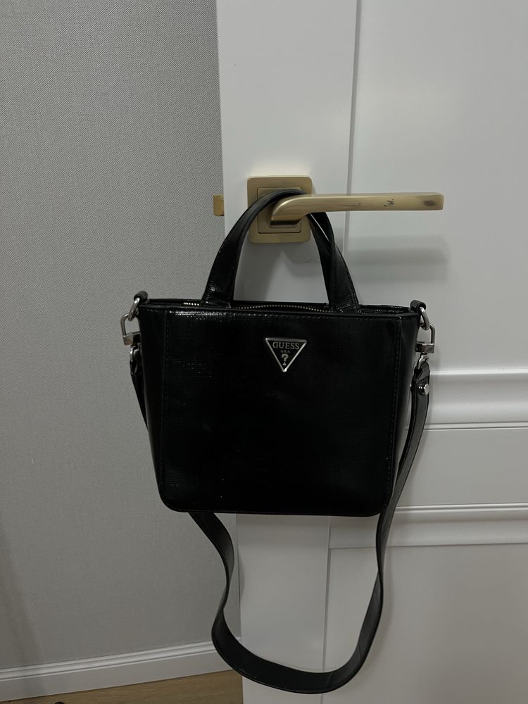 Сумка Guess ……….