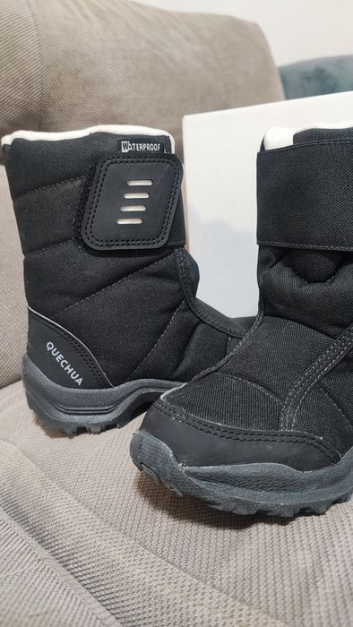 Детски непромокаеми ботуши за преходи в сняг