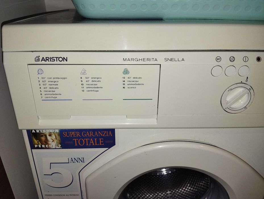 Италианска пералня ARISTON MARGHERITA SNELLA (слим - 47 см) -135 лв.