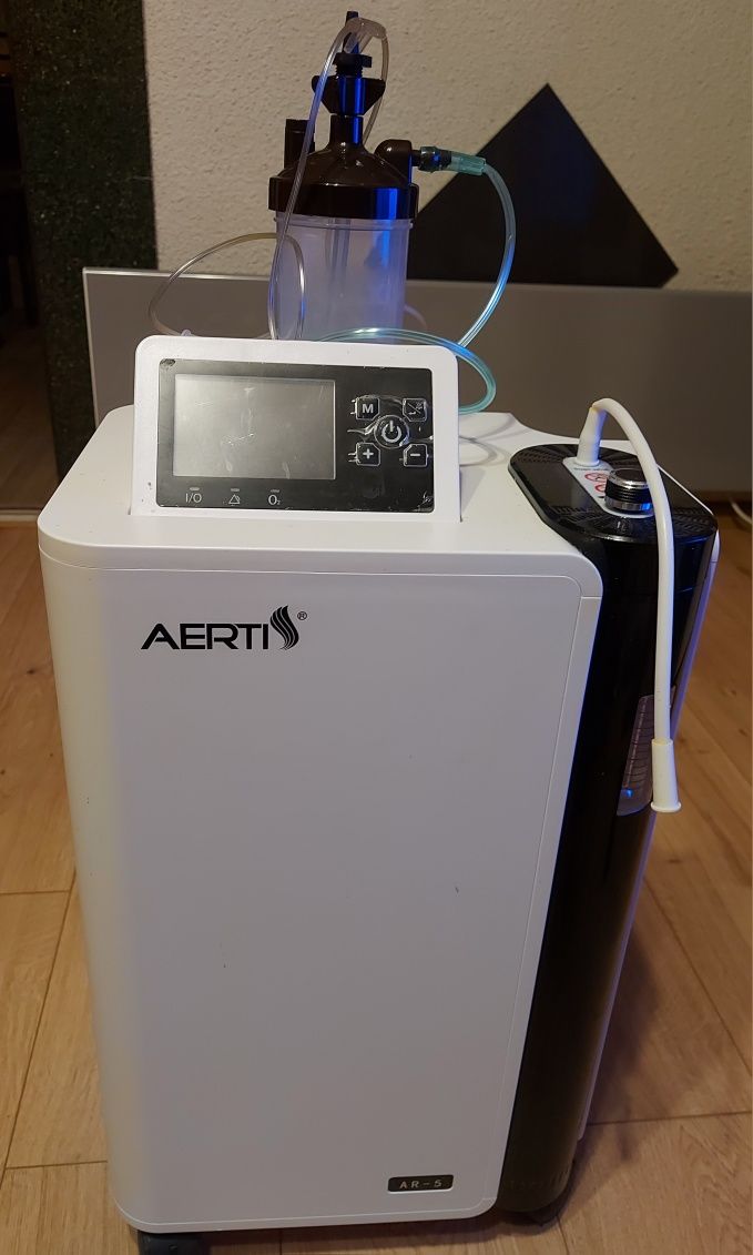 Кислороден концентратор 5л. Марка:Mobiak,модел Aerti AR-5