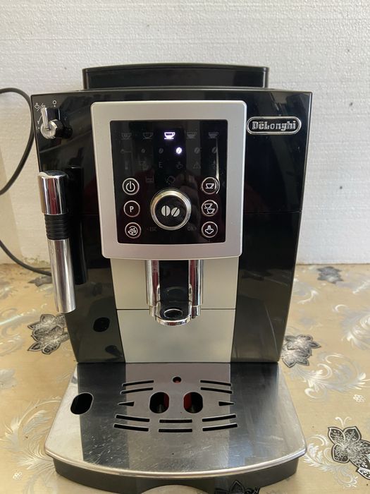 Espresor cafea Delonghi