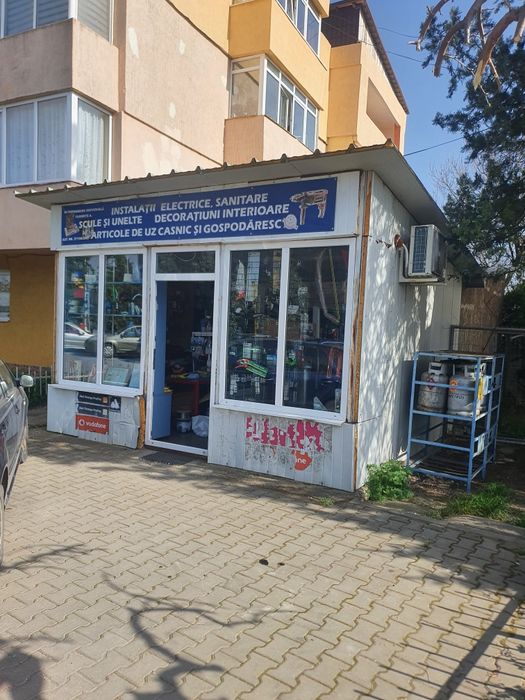Container/Construcție cadru metalic și panouri sandwich