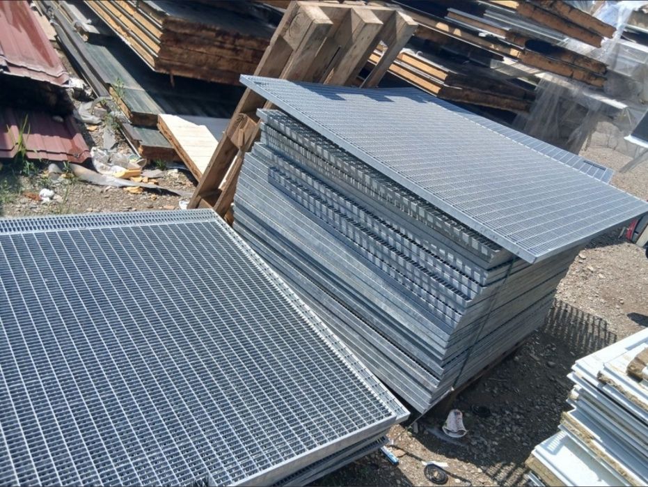 Gratare zincate galvanizate