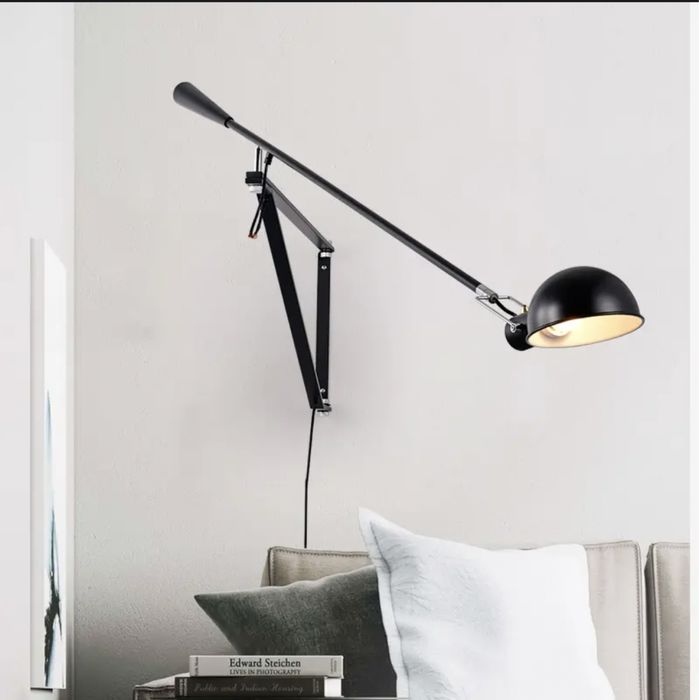 Настенный светильник